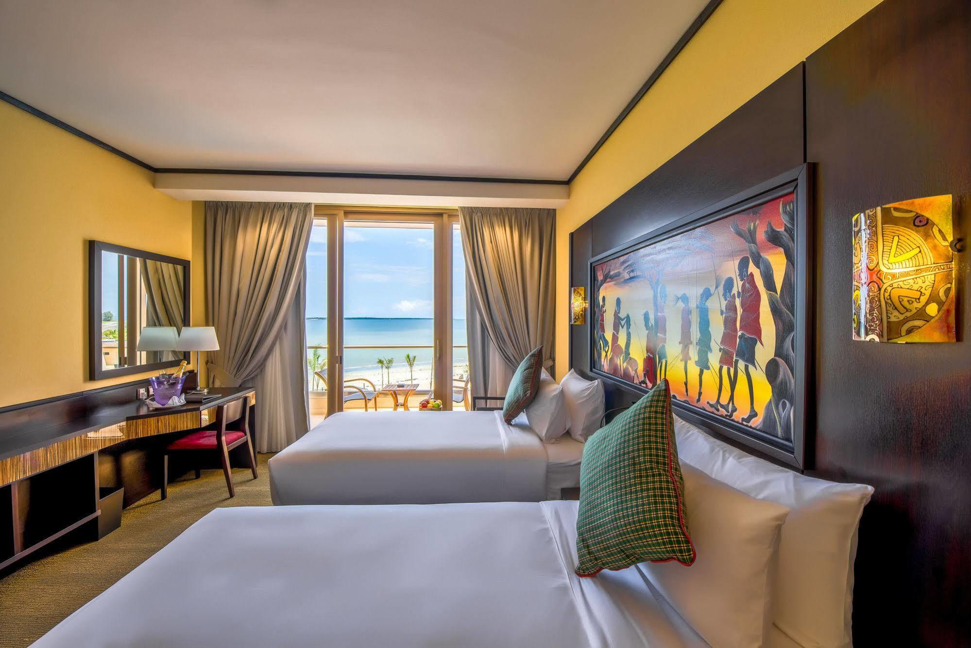 Ramada Resort By Wyndham Dar Es Salaam Extérieur photo